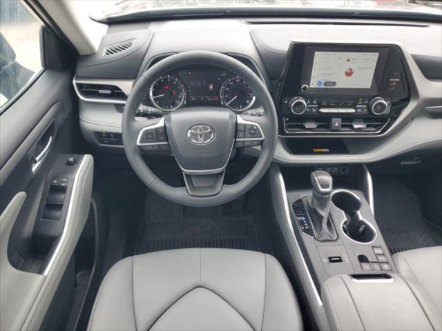 2025 Toyota Highlander XLE