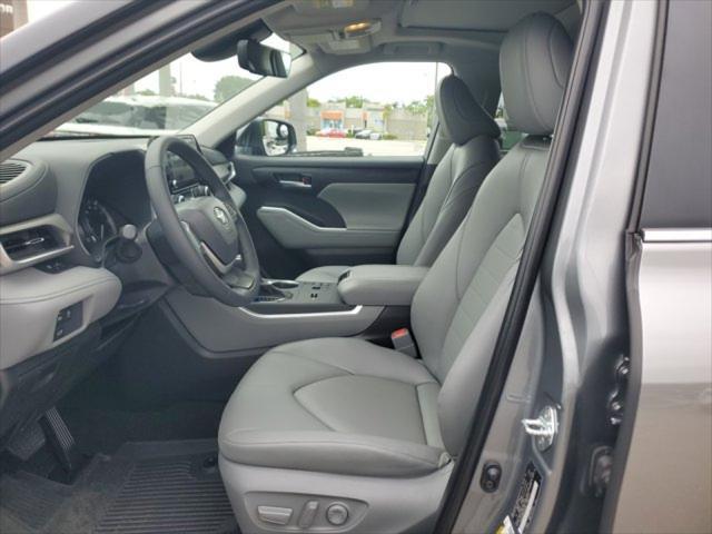 2025 Toyota Highlander XLE