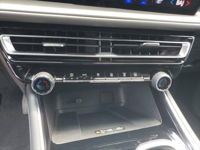 2024 Chevrolet Traverse FWD LT
