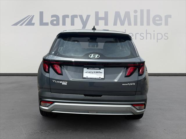 2026 Hyundai Tucson Hybrid Blue SE