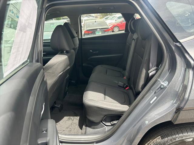 2026 Hyundai Tucson Hybrid Blue SE