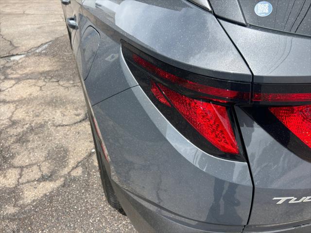 2026 Hyundai Tucson Hybrid Blue SE