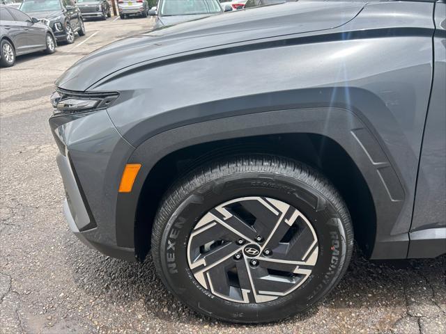 2026 Hyundai Tucson Hybrid Blue SE