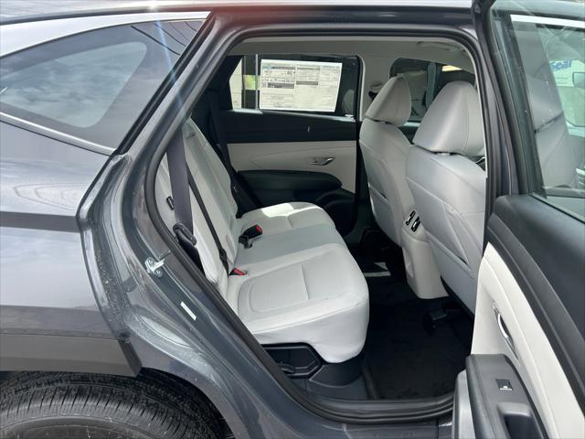 2026 Hyundai Tucson Hybrid Blue SE