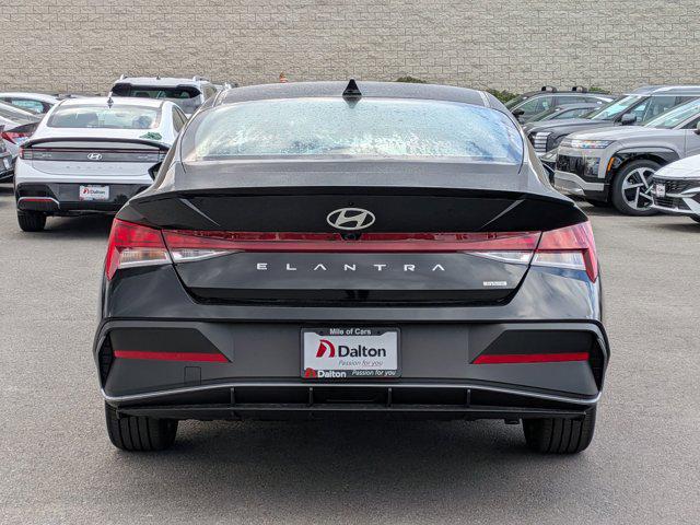 2026 Hyundai Elantra Hybrid SEL Sport