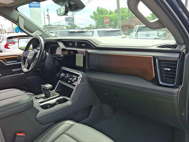 2023 GMC Sierra 1500 4WD Crew Cab Short Box Denali
