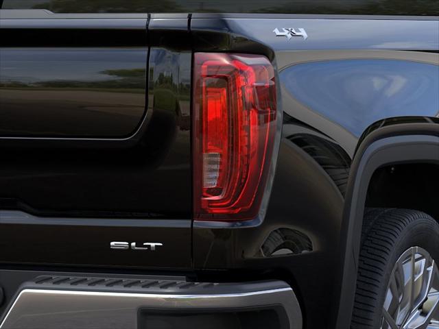 2026 GMC Sierra 1500 Crew Cab, Short Bed, SLT, 4WD