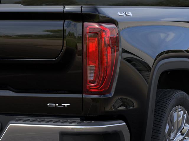 2026 GMC Sierra 1500 Crew Cab, Short Bed, SLT, 4WD