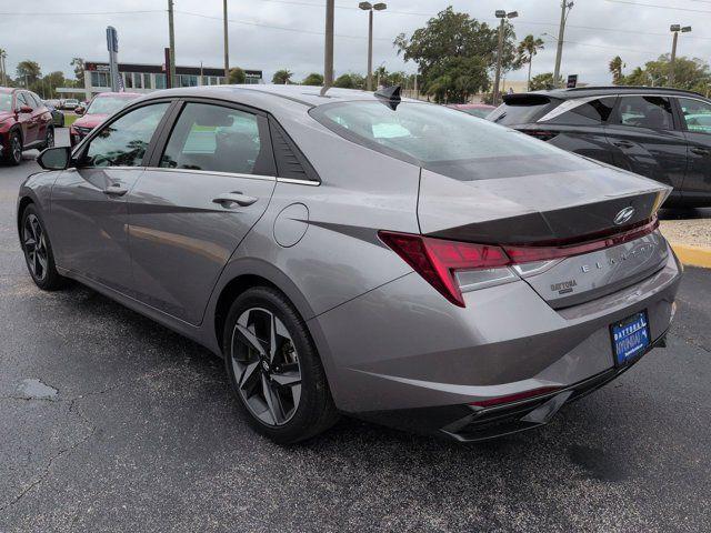 2022 Hyundai Elantra Limited