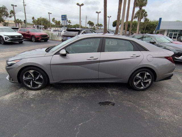 2022 Hyundai Elantra Limited