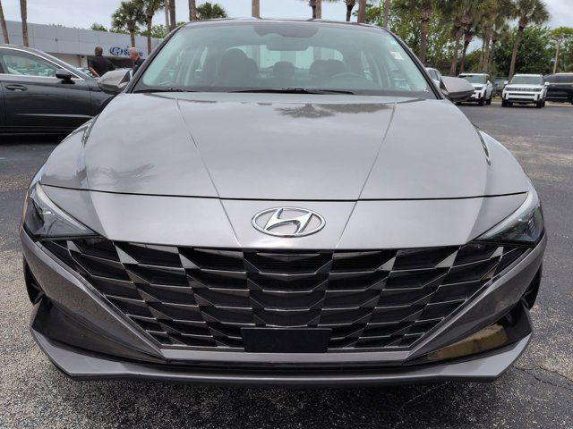 2022 Hyundai Elantra Limited