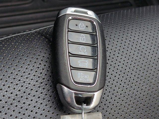 2022 Hyundai Elantra Limited