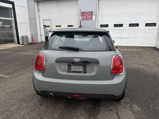 2021 MINI Hardtop Cooper