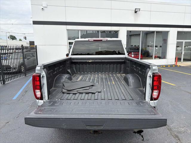 2023 GMC Sierra 3500HD 4WD Crew Cab Standard Bed Pro