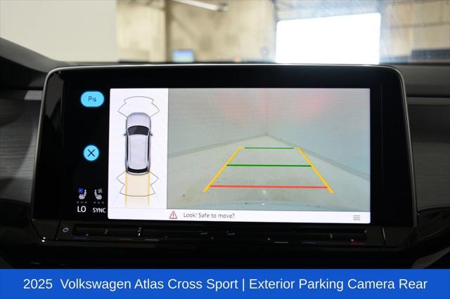 2025 Volkswagen Atlas Cross Sport 2.0T SE w/Technology