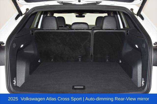 2025 Volkswagen Atlas Cross Sport 2.0T SE w/Technology