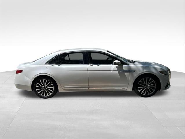 2017 Lincoln Continental Select