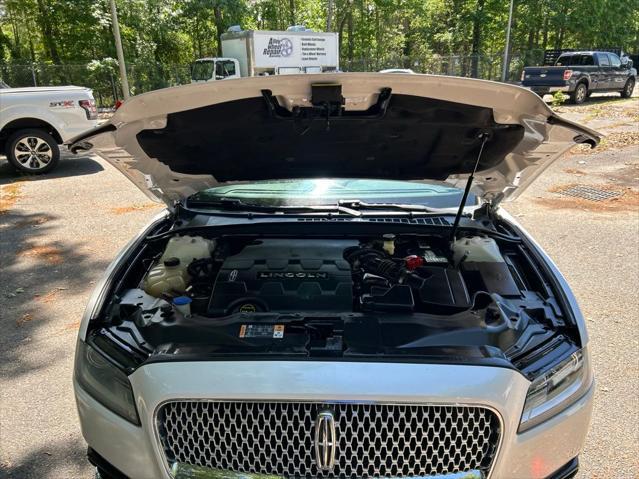 2017 Lincoln Continental Select