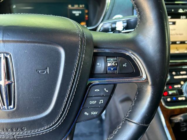 2017 Lincoln Continental Select