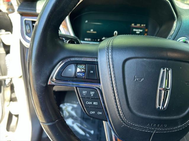 2017 Lincoln Continental Select