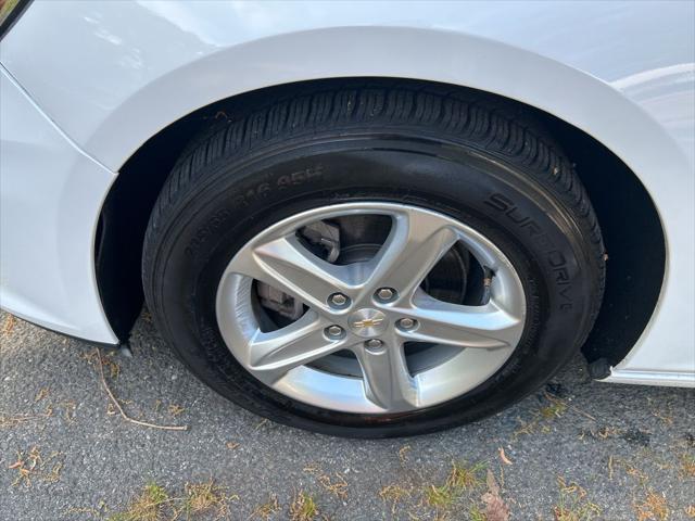 2023 Chevrolet Malibu FWD 1LT