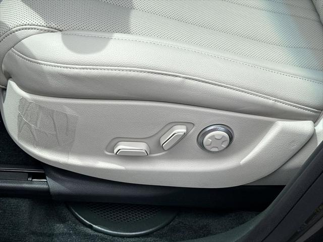 2026 Genesis GV80 2.5T Select AWD