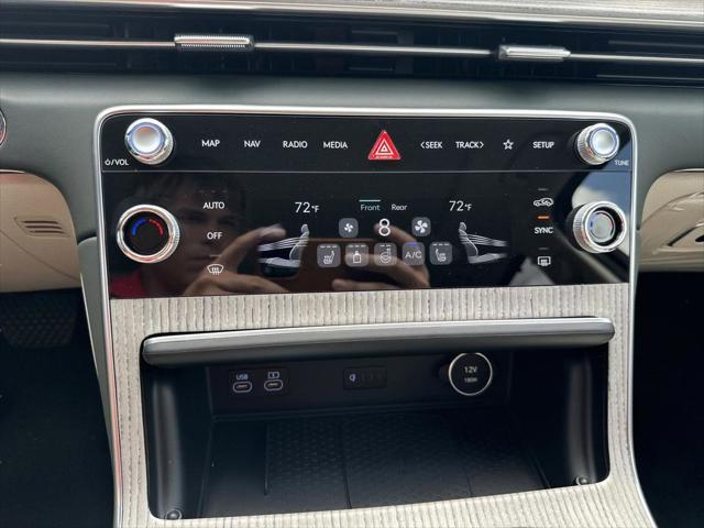 2026 Genesis GV80 2.5T Select AWD