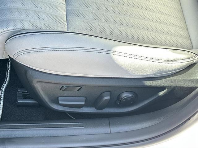 2026 Genesis G70 3.3T RWD Sport Prestige