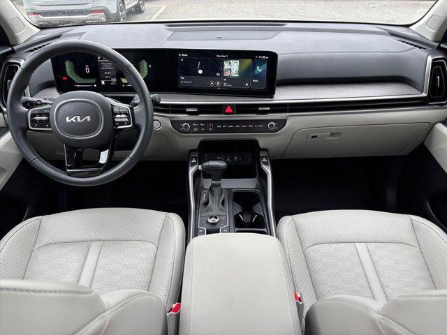 2025 Kia Sorento X-Line EX