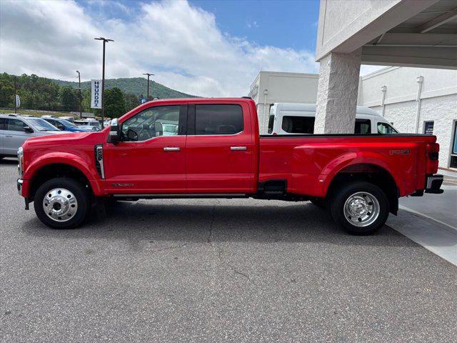 2023 Ford F-450 LARIAT