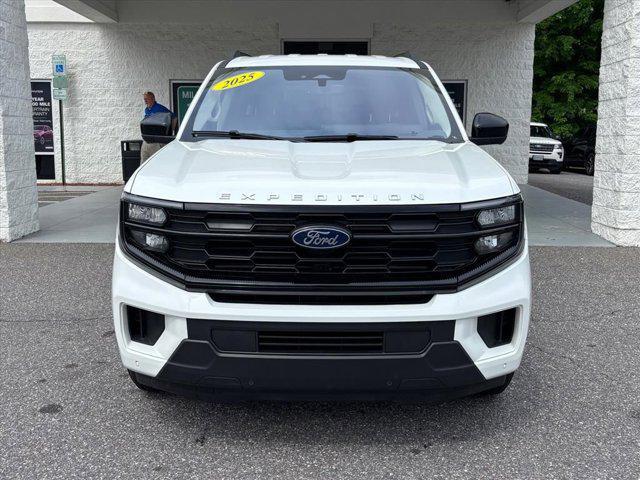 2025 Ford Expedition Active MAX