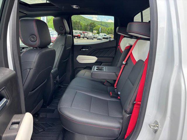 2024 GMC Canyon 4WD AT4X