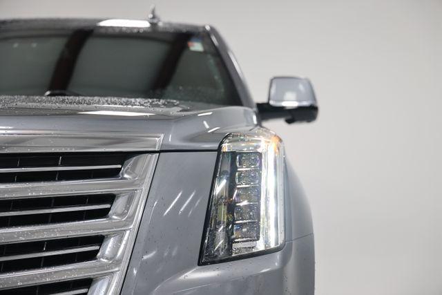 2020 Cadillac Escalade 4WD Platinum