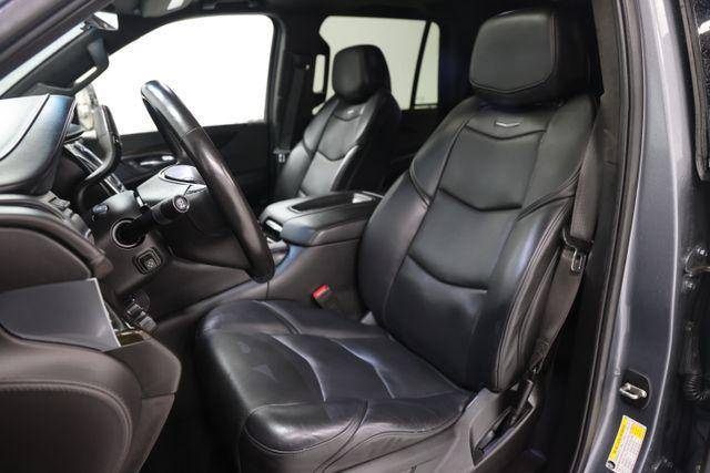 2020 Cadillac Escalade 4WD Platinum