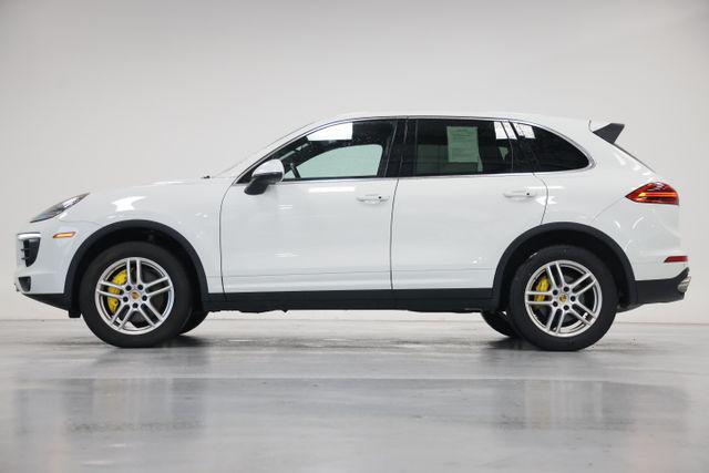 2016 Porsche Cayenne Base