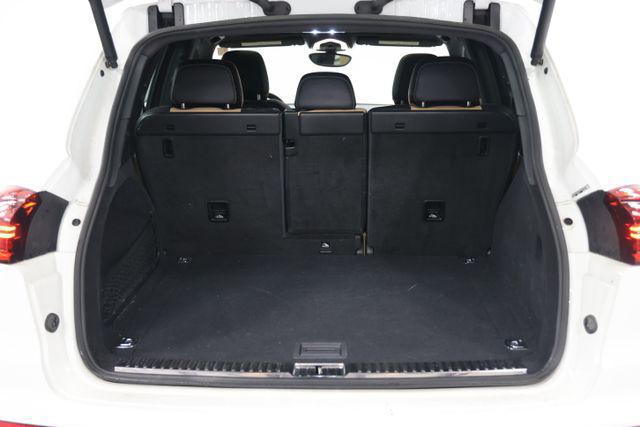 2016 Porsche Cayenne Base