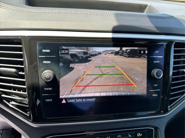 2022 Volkswagen Atlas 2.0T SE w/Technology