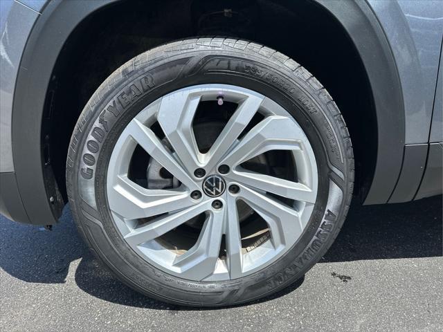 2022 Volkswagen Atlas 2.0T SE w/Technology
