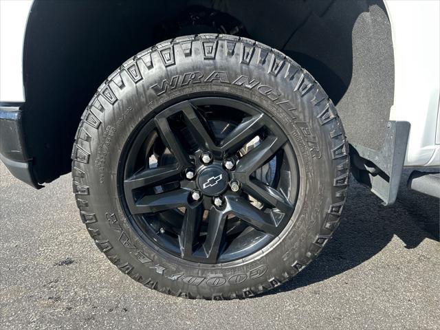 2021 Chevrolet Silverado 1500 4WD Crew Cab Short Bed Custom Trail Boss