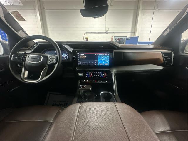 2024 GMC Sierra 1500 4WD Crew Cab Short Box Denali
