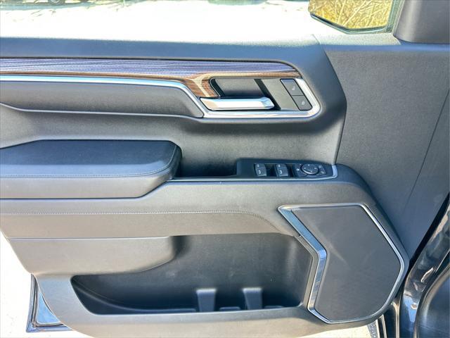 2023 Chevrolet Silverado 1500 4WD Crew Cab Short Bed LT with 2FL
