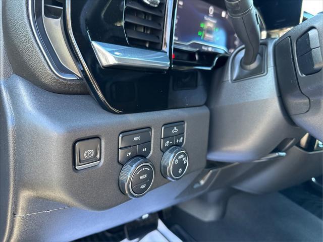 2023 Chevrolet Silverado 1500 4WD Crew Cab Short Bed LT with 2FL