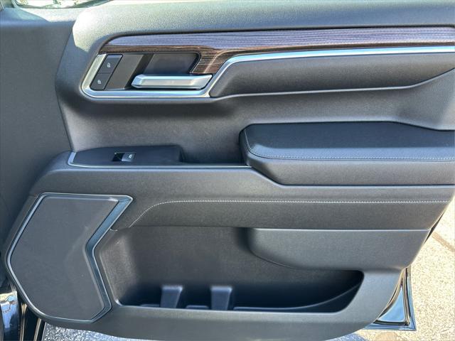 2023 Chevrolet Silverado 1500 4WD Crew Cab Short Bed LT with 2FL
