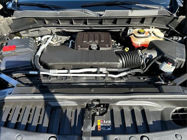 2023 Chevrolet Silverado 1500 4WD Crew Cab Short Bed LT with 2FL