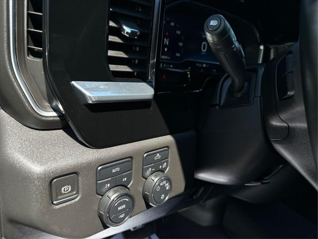 2023 Chevrolet Silverado 1500 4WD Crew Cab Short Bed LT with 2FL