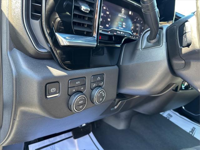 2023 Chevrolet Silverado 1500 4WD Crew Cab Short Bed LT with 2FL