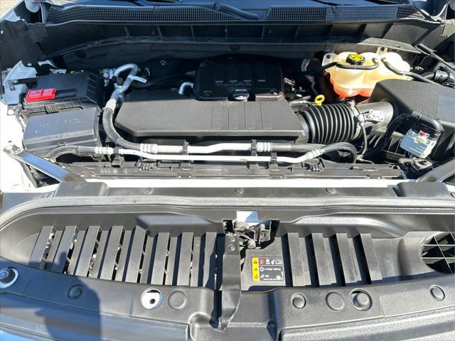 2023 Chevrolet Silverado 1500 4WD Crew Cab Short Bed LT with 2FL