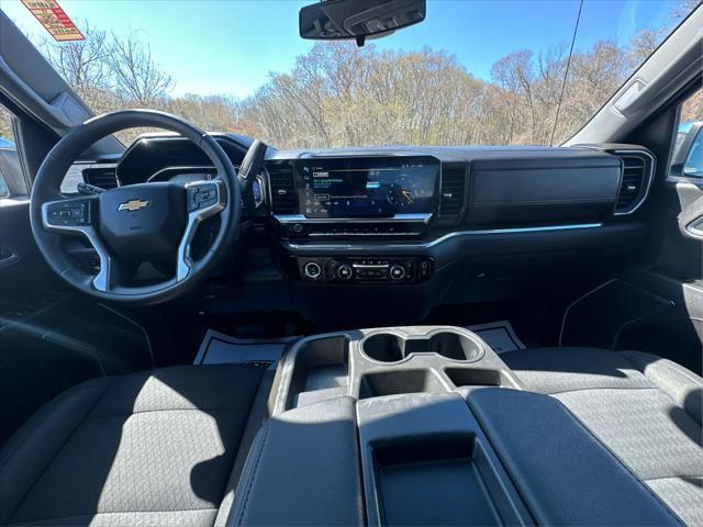 2023 Chevrolet Silverado 1500 4WD Crew Cab Short Bed LT with 2FL