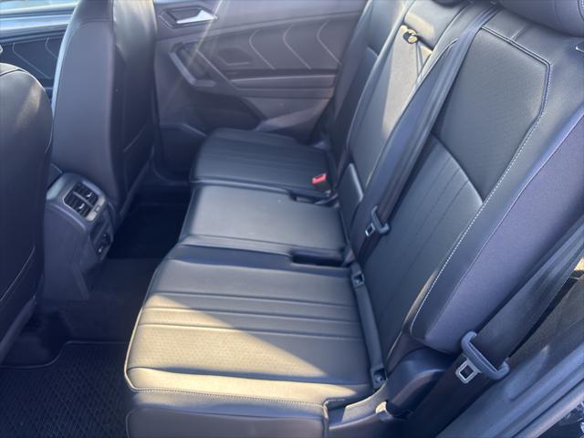 2024 Volkswagen Tiguan 2.0T SE R-Line Black