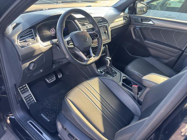 2024 Volkswagen Tiguan 2.0T SE R-Line Black